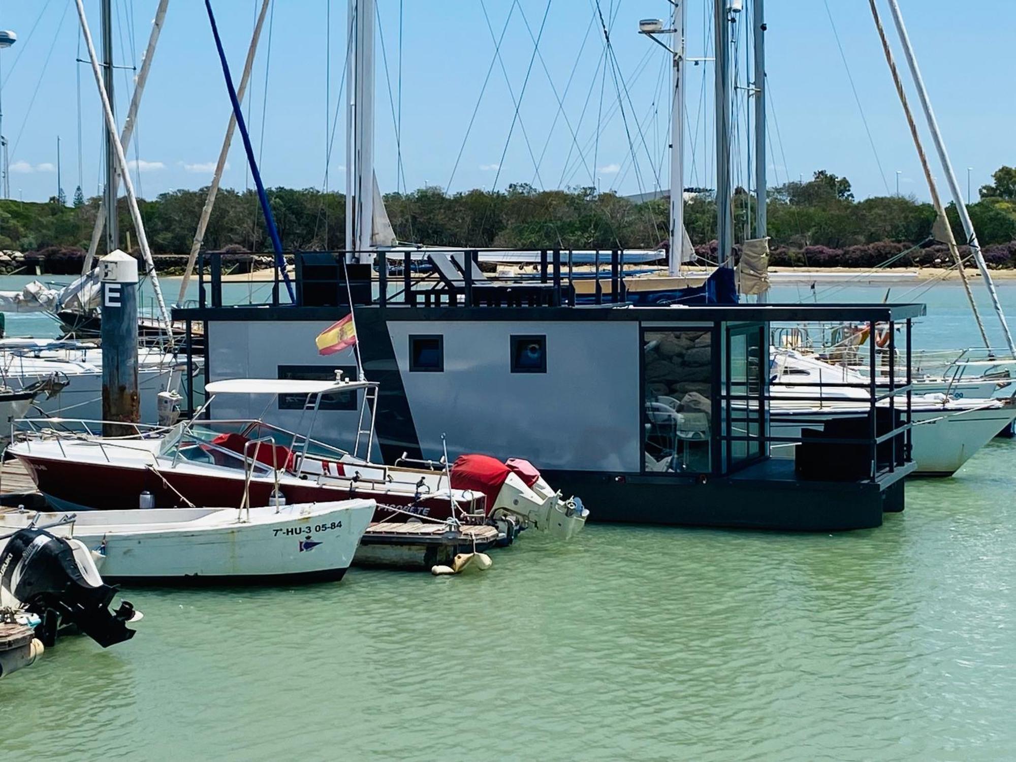Houseboat Cadiz El Puerto - Casa Flotante Hotel El Puerto de Santa Maria Exterior photo